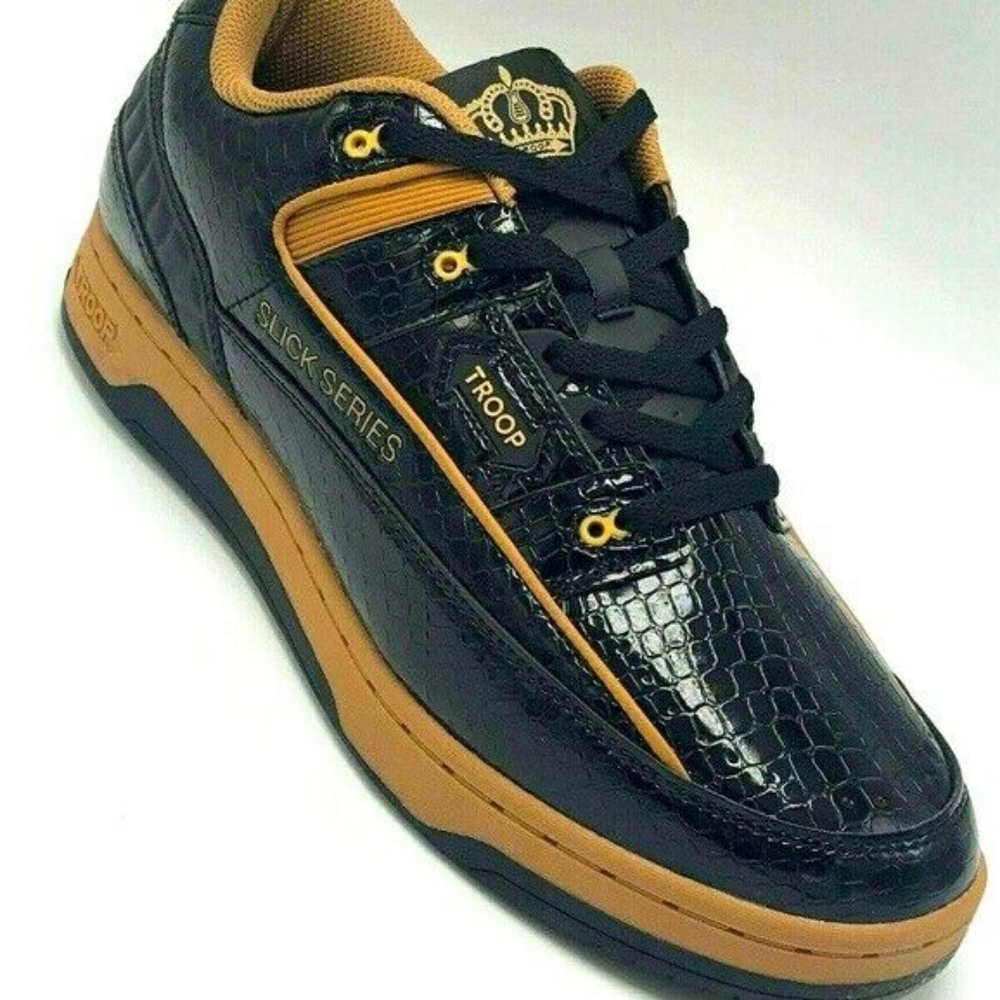 Men's Troop Slick Series Black Wheat Low-Top Sneakers NWT